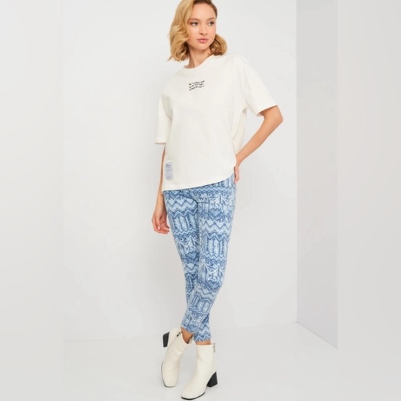 DESIGUAL blue and white printed jeans size EU38/US 6 - Picture 1 of 11